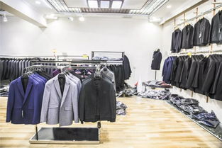 服装工厂南迁促清仓，大兴全场服饰50元起抢购热潮