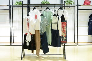 吉林格姿丽尔长袖打底连衣裙 女装零售市场的优雅选择